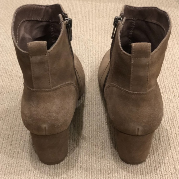 Steve Madden Hipstr Suede Heel Ankle Boot Sz 9.5 - Picture 3 of 6